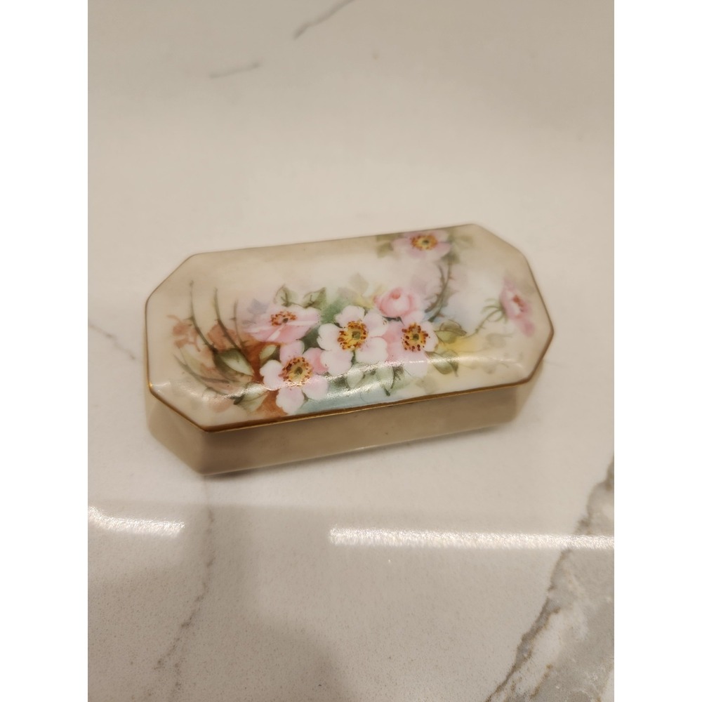 Vintage Limoges France Lidded Trinket Box Pink Wild Roses Hand Painted 3 3/4" - Picture 2 of 10